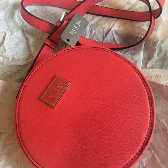 Guess - Picture 2 of 2